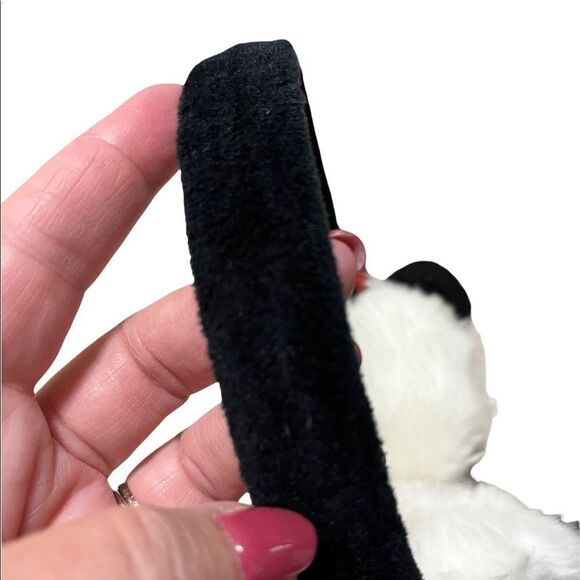 Child’s unisex faux fur and knit Panda Bear earmuffs. - Picture 5 of 5